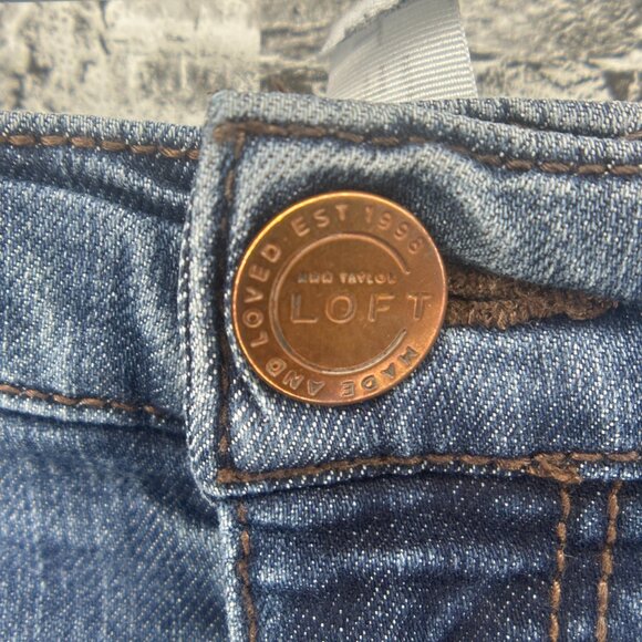 EUC Ann Taylor LOFT "Modern Straight Jeans" Size 31/12 - Picture 3 of 16